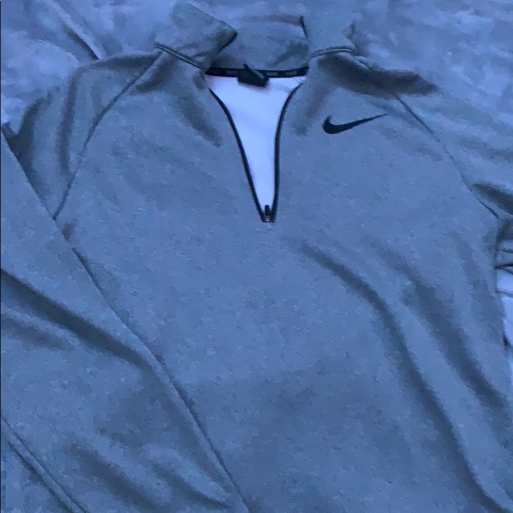 Grey nike quarter zip size medium